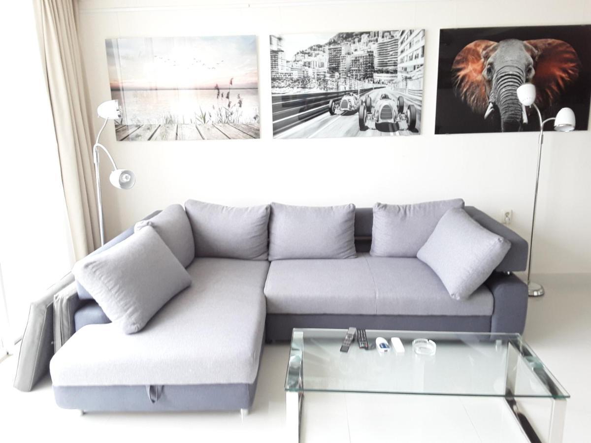 Front Port Line Sleeps 6 Apartment Marbella Exterior foto